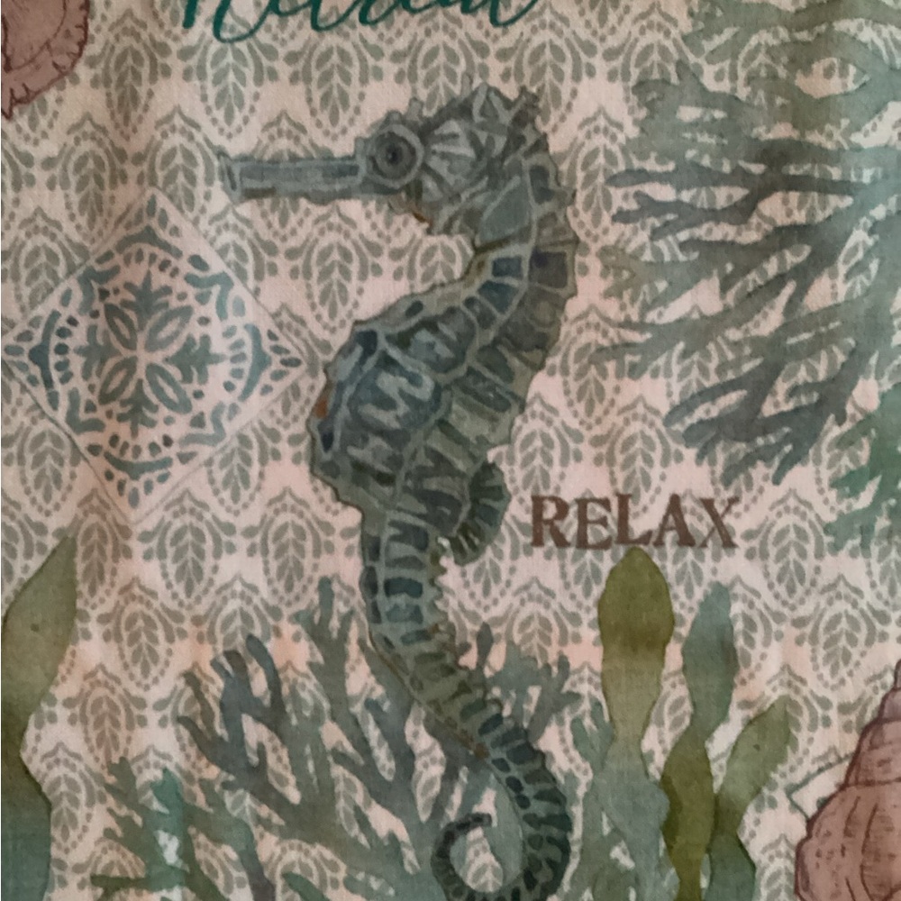 PRETTY SEAHORSE TEA TOWEL - Green and White - Picture 9 of 12